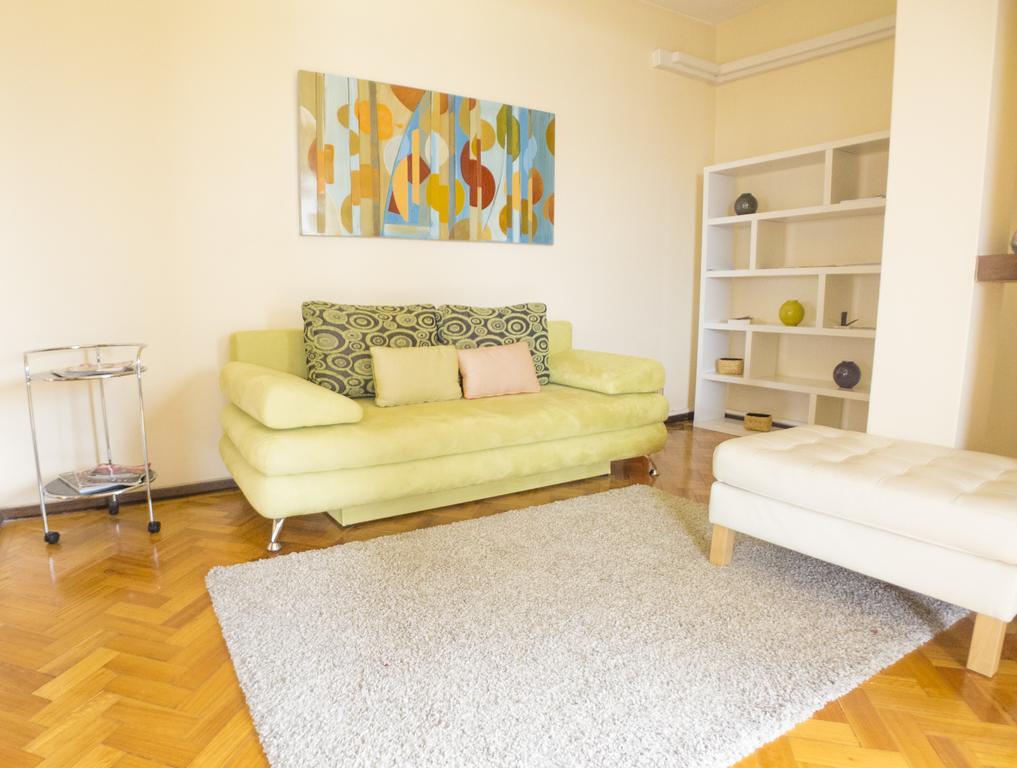 Lv Premier Apartments Clerigos- Re1 بورتو المظهر الخارجي الصورة