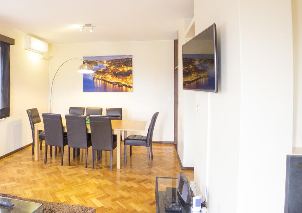 Lv Premier Apartments Clerigos- Re1 بورتو المظهر الخارجي الصورة
